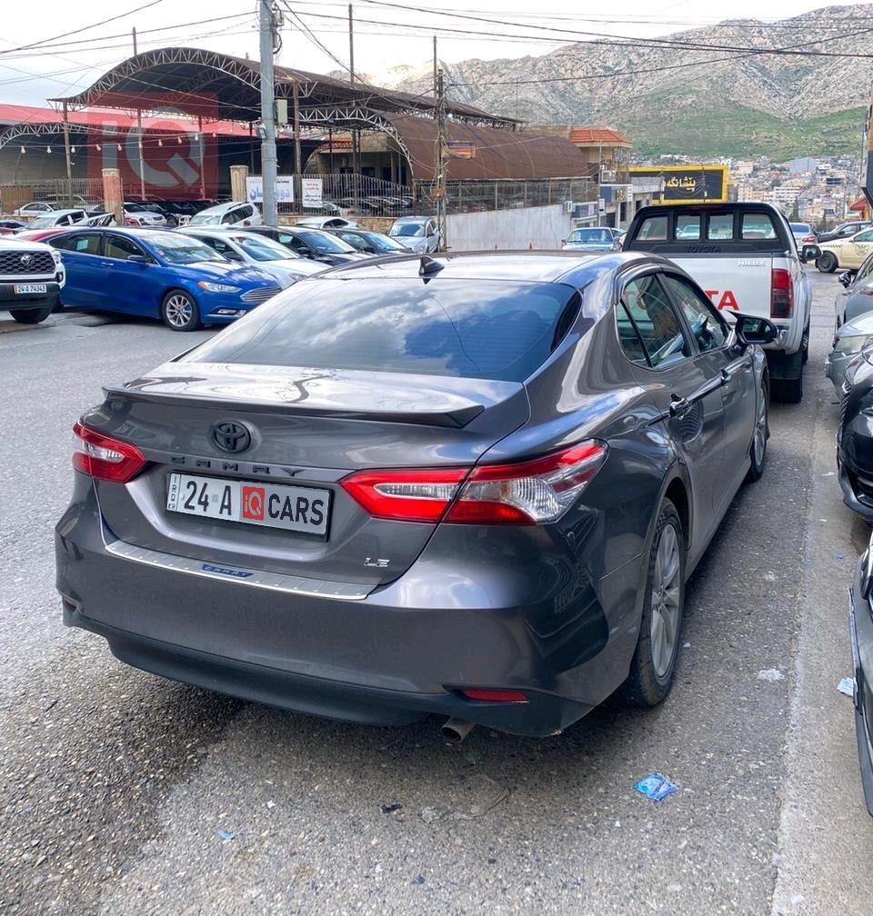 تۆیۆتا کامری